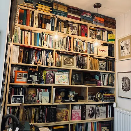 ザ クロック ハウス　