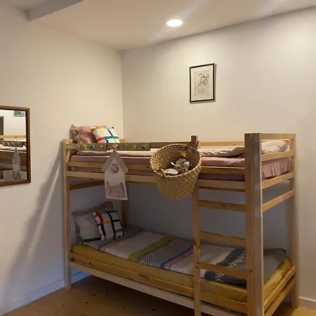 Semesterbostad The Clock House