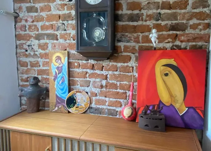 The Clock House בית נופש *