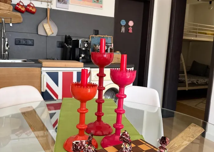 The Clock House בית נופש *