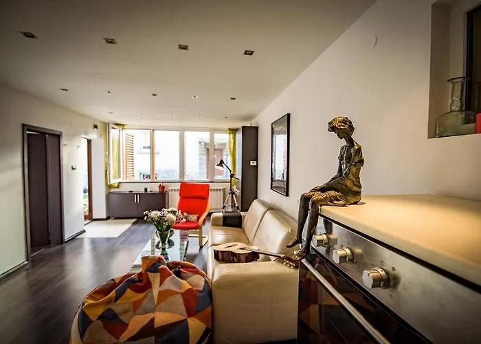 Nyaraló The Clock House Szamokov